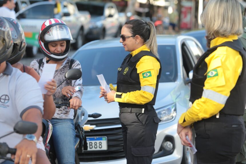detran-e-orgaos-parceiros-realizam-acoes-educativas-na-abertura-do-movimento-maio-amarelo-2025
