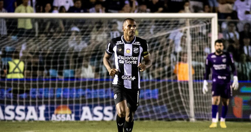 camp.-brasileiro:-com-gol-de-marllon,-ceara-supera-vitoria-por-1-a-0
