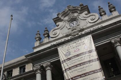 concurso-para-professor-da-usp-e-suspenso-para-avaliar-“carteirada”-de-candidato