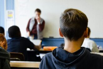 deputados-do-pt-querem-forcar-todas-as-escolas-a-matricular-qualquer-tipo-de-aluno