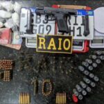 policiais-militares-apreendem-pistola,-municoes-e-drogas-no-carlito-pamplona