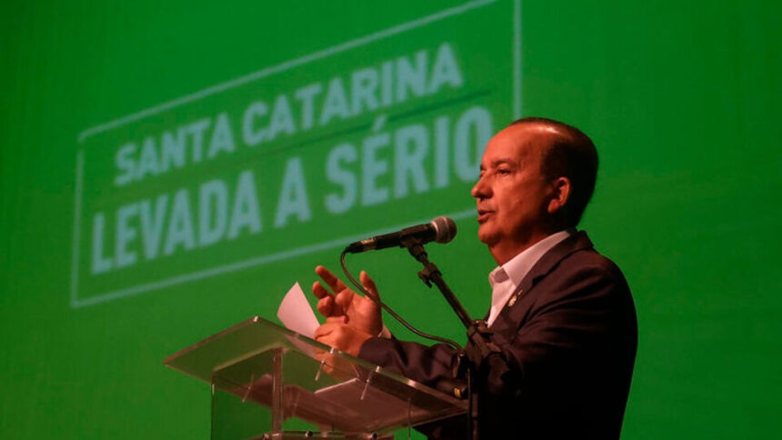 governo-de-sc-proibe-musicas-com-apologia-a-sexo,-drogas-e-crimes-em-escolas