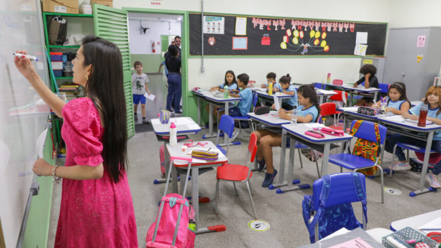 concurso-unificado-do-mec-nao-deve-resolver-sistema-precario-de-escolha-de-professores
