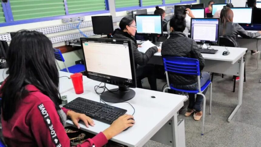 governo-anuncia-fim-do-ead-em-cursos-de-medicina,-direito,-enfermagem-e-outros