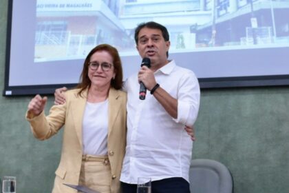 riane-azevedo-assume-a-secretaria-municipal-da-saude-de-fortaleza