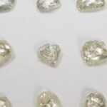 ministerio-vai-leiloar-diamantes,-bolsas-de-luxo-e-veiculos