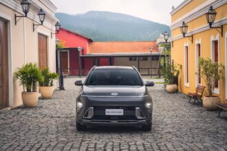 video:-hyundai-refez-o-visual-do-kona-hybrid-para-dar-um-‘up’-nas-vendas.-o-design-vira-esse-jogo?