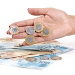 governo-adia-mudanca-no-iof-e-negocia-acordo-fiscal-com-congresso