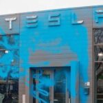 acoes-da-tesla-despencam-apos-conflito-publico-entre-musk-e-trump;-perda-chega-a-us$-100-bilhoes