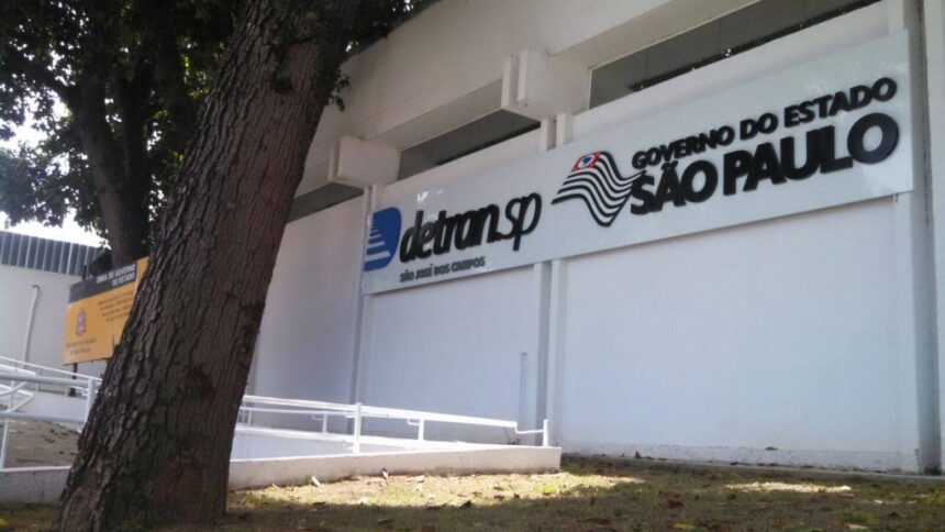 detran-sp-afasta-142-despachantes-por-suspeita-de-fraude-em-transferencia-de-veiculos