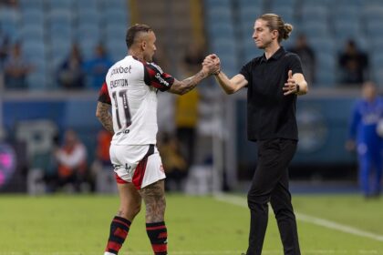 filipe-luis-projeta-confronto-contra-o-chelsea:-‘europeus-tem-qualidade-imensa’