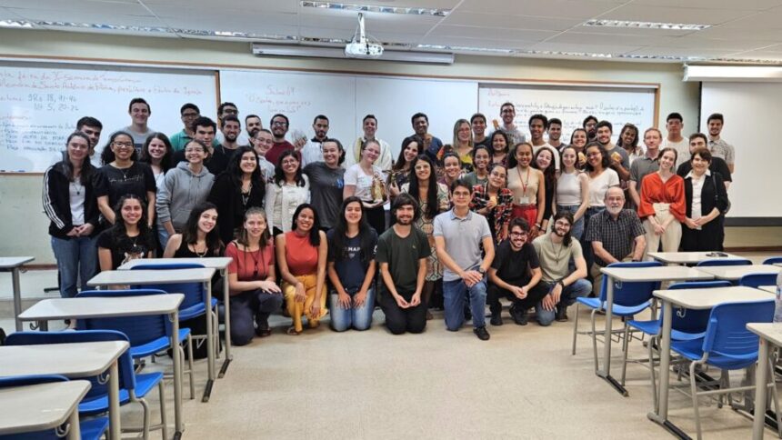 ainda-raras,-missas-comecam-a-ganhar-espaco-em-varias-universidades-publicas