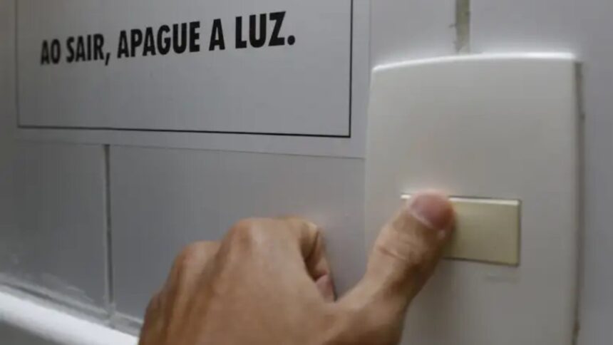 conta-de-energia-eletrica-permanece-com-tarifa-vermelha-em-julho