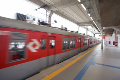 cptm-normaliza-circulacao-apos-descarrilamento-na-linha-11-coral