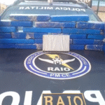pmce-apreende-quase-21-kg-de-drogas-e-prende-dois-homens-em-lavras-da-mangabeira