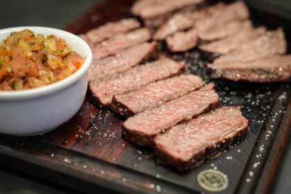 ‘sou-cardiologista-e-garanto:-em-um-churrasco,-o-pior-adversario-de-um-coracao-saudavel-e-o-sal’