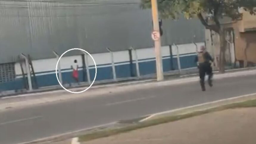 video:-detento-algemado-foge-de-delegacia,-e-perseguido-pelas-ruas-e-recapturado